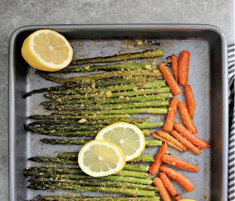Easy Roasted Carrots and Asparagus In The Oven